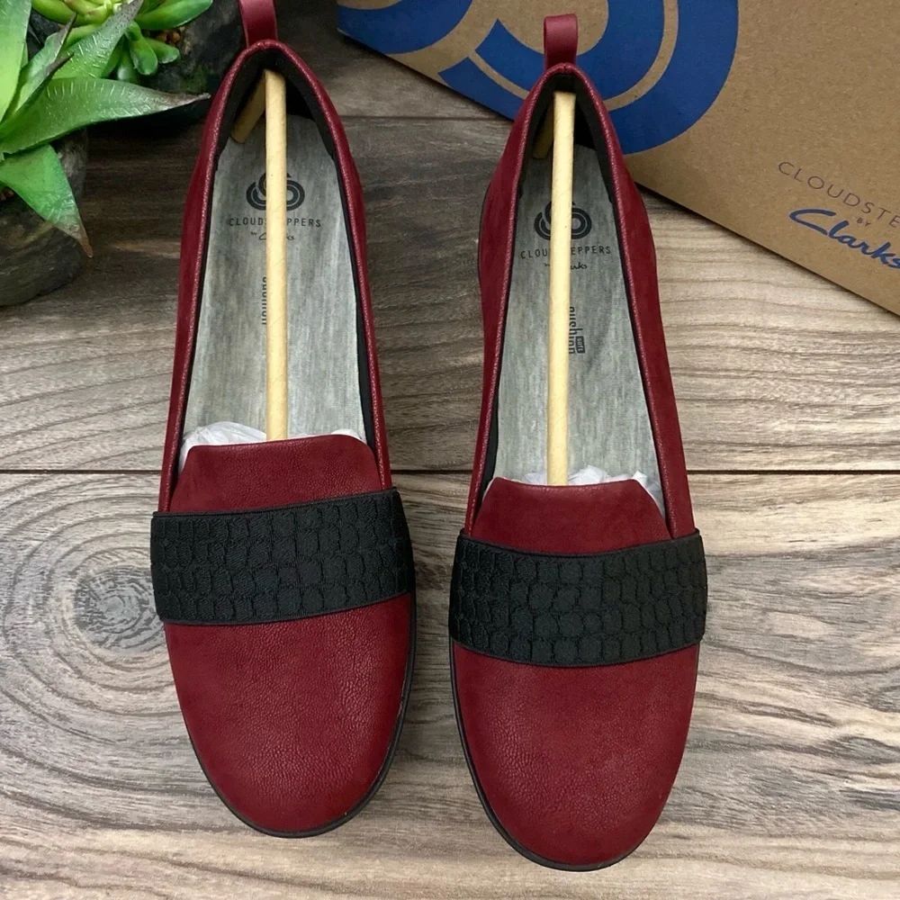 NIB Clarks Ayla Sloane Slip On Comfort Loafer
